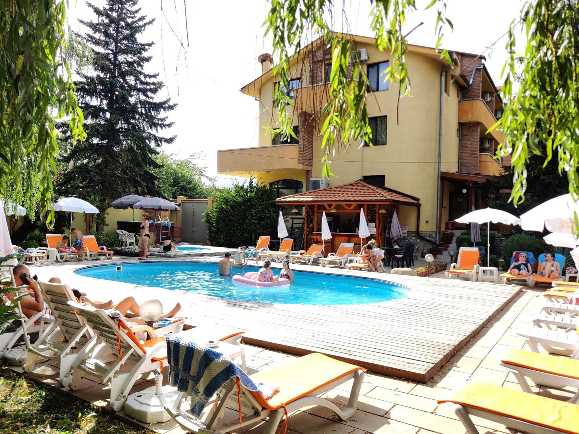 Family Hotel IV Velingrad Exterior photo